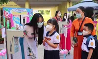 TPHCM: Tiếp tục gia tăng số ca mắc COVID-19 trong trường học