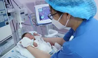 Suy tim nặng không rõ nguyên nhân khi đang mang thai, mẹ bầu &apos;vượt cửa tử&apos; giữ con