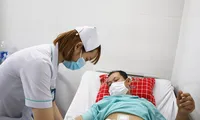Bác sĩ bỏ sót chấn thương, người đàn ông phình bụng như mang bầu