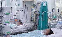 Sốt xuất huyết bùng phát sớm, nhiều trẻ nguy kịch vì đến viện muộn
