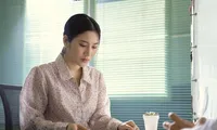Khán giả bật khóc trước hình ảnh &apos;người chị&apos; Tố My bán thận giúp em trai chuyển giới 