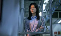 Áp đặt quá nhiều kì vọng sẽ khiến chúng ta lo lắng, bất an đến suốt đời