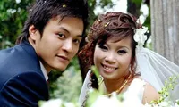 Nhan sắc của bà xã 12 năm bên diễn viên Hồng Đăng 