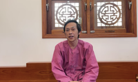 Nghệ sĩ Hoài Linh tuyên bố rút khỏi chương trình Thách thức danh hài.