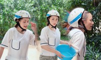 Huyền Thạch tiết lộ hậu trường vụ hất nước gạo phục thù cho Lệ trong ‘Mùa hoa tìm lại’