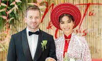 Showbiz 13/4: Minh Tú mặc áo dài cưới chồng Tây