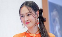 Vợ diễn viên Anh Đức: &apos;Tôi không nói chuyện với ai trên phim trường&apos; 