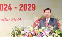 Ông Dương Văn Tiến tái cử Chủ tịch Ủy ban Mặt trận Tổ quốc tỉnh Thái Nguyên