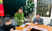 Đối tượng Thiêm tại cơ quan công an. 