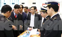 Bộ Y tế, các ngành chức năng kiểm tra công tác phòng dịch tại cửa khẩu Hữu Nghị .Ảnh: M. Thu