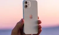 Đại lý đua nhau xả hàng, giá bán iPhone 12 Mini 'chạm đáy' tại Việt Nam