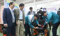 Dự án &apos;xe lăn tự hành&apos; của hai học sinh Quảng Trị được chọn dự thi quốc tế