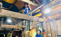 Đèn năng lượng mặt trời tri ân gia đình chính sách có công với cách mạng