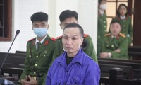 Dùng súng tự chế bắn vợ tử vong, người chồng bật khóc tại tòa