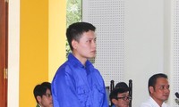 Tuyên án Phó giám đốc mang dao đi cướp ngân hàng ở Nghệ An