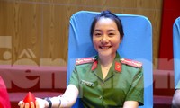 Hơn 200 cán bộ, chiến sĩ công an Nghệ An hiến máu tình nguyện