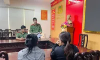 Xử phạt 2 người phụ nữ đăng tin thất thiệt về bắt cóc trẻ em