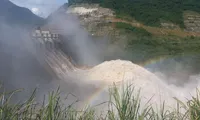 Mưa lớn kéo dài, 2 thủy điện ở Nghệ An xả lũ trong đêm