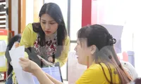 Cận cảnh các trung tâm hành chính công ngày đầu vận hành xã phường mới ở Nghệ An, Hải Phòng