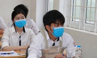 Thí sinh từ chối đặc cách, nén đau do gãy cột sống để vượt vũ môn