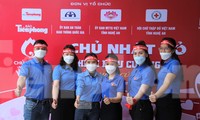 Rộn ràng ngày hội hiến máu Chủ nhật Đỏ ở Nghệ An