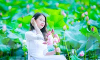 Đoàn viên thanh niên làm điểm check in đẹp như mơ bên đầm sen thơ mộng