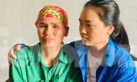Nữ sinh nhà nghèo mồ côi cha đạt 27,55 điểm: Mong được đi học để thực hiện ước mơ