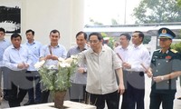 Thủ tướng dâng hương tưởng nhớ anh hùng liệt sĩ tại Ngã ba Đồng Lộc