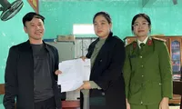 Cô gái trả lại 1,7 tỉ đồng cho người chuyển khoản nhầm