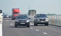 Cao tốc qua Hà Tĩnh lượng xe tăng đột biến trong ngày đầu nghỉ lễ