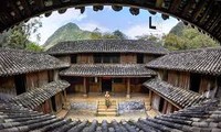Huyện Đồng Văn sẽ phân bổ một phần nguồn thu bán vé di tích cho con cháu nhà họ Vương