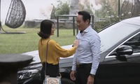 Em gái mưa ngày càng lấn tới