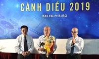 "Về nhà đi con" giành Cánh diều vàng phim truyền hình. Ảnh: HOÀNG MẠNH THẮNG