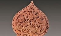 Bảo vật quốc gia lá đề chim phượng ở Hoàng thành Thăng Long