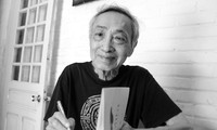Lễ tang dịch giả Dương Tường