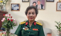 Cô văn công ở chiến dịch Điện Biên Phủ: &apos;Tôi chứng kiến xe chở tướng Đờ Cát phút bại trận&apos;