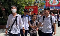 Hà Nội hỏa tốc bỏ quy định 14 ngày không có F0 mới được mở cổng trường.