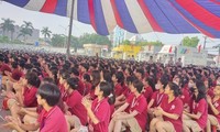 Trường cho học sinh nghỉ học vì mâu thuẫn với phụ huynh: Sở GD&amp;ĐT Hà Nội &apos;tuýt còi&apos;
