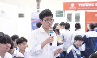 Học sinh lớp 12 cần làm gì để không &apos;lạc lối&apos; khi chọn ngành nghề?