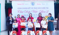 Trao giải Nhất cho 5 học sinh xuất sắc tại cuộc thi Chữ đẹp Việt - Lần 2