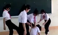 Bộ GD&amp;ĐT giảm hình thức kỷ luật học sinh, coi chừng &apos;nhờn thuốc&apos;