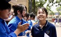 Lo chấm Ngữ văn cảm tính, vênh điểm, Giám đốc Sở GD&ĐT Hà Nội trấn an thế nào?