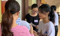 Tổ chức, thực hiện các công đoạn trong quy trình thi THPT quốc gia là công việc căng thẳng. 