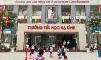 Trường tiểu học Hạ Đình cách vụ cháy 500m. Ảnh VnExpress 