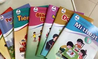  Đề nghị tác giả không sử dụng truyện ngụ ngôn, bài đa nghĩa trong SGK Tiếng việt 1.