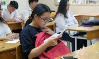 Nghi lộ đề, hàng nghìn học sinh lớp 9 phải dừng kiểm tra học kỳ I. 