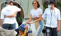 Siêu mẫu Nga Irina Shayk ôm tình cũ thân mật trên phố
