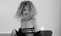 Sắc vóc nóng bỏng của &apos;thiên nga nước Úc&apos; U60 Nicole Kidman