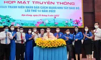 Họp mặt Đoàn Thanh niên Khu Tây Nam Bộ, trao Kỷ niệm chương &apos;Vì thế hệ trẻ&apos;