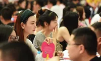 Thế hệ gen Z dễ &apos;gãy vỡ&apos;?